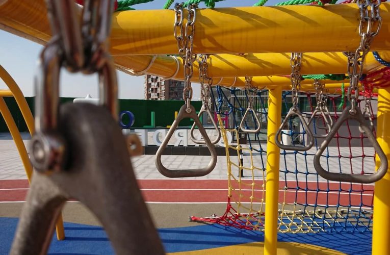 Przestrzeń zabaw dla przedszkoli – jak zaprojektować funkcjonalny plac zabaw?