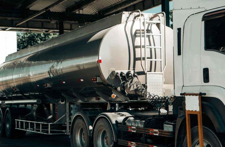 Transport mleka i produktów mlecznych – bezpieczeństwo, higiena i nowoczesne technologie